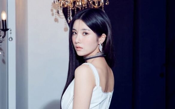 권은비(KWON EUNBI) – The Flash şarkısıyla geri dönüş yaptı!